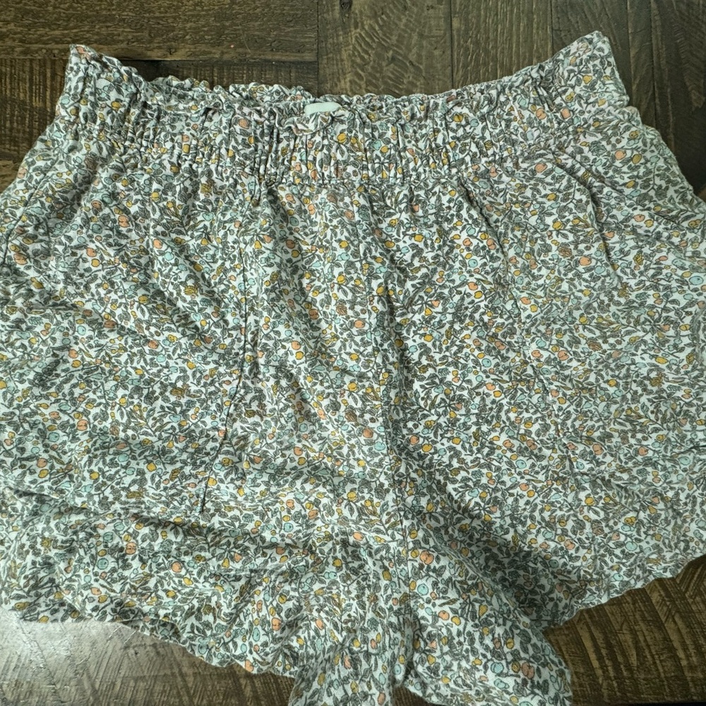 Abercrombie & Fitch Floral Print Women's Shorts